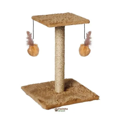 Detalhe dos materiais do arranhador para gatos com base em MDF e poste revestido com corda de sisal